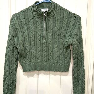 Women's Stitch & Pine Small Cable Knit Sweater Green Cropped 1/4 Zipper